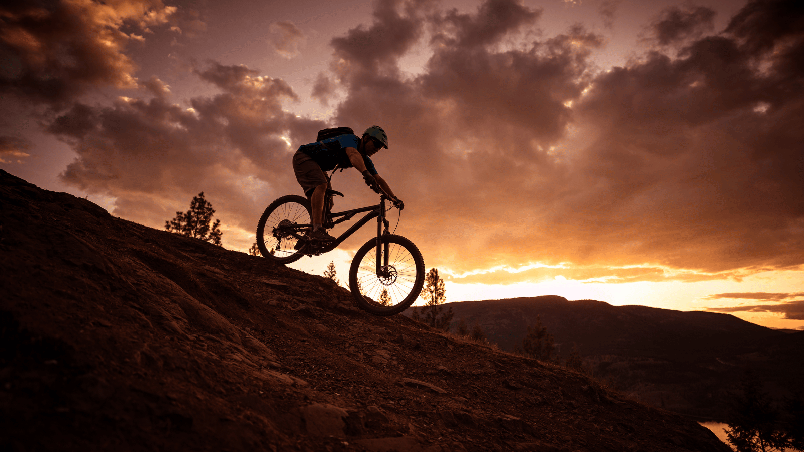 Mountain cycling tour (2)